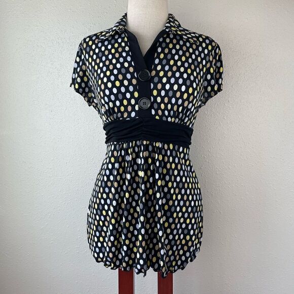 GNW Half Button Down Polka Dot Top Size M EUC - Picture 1 of 7